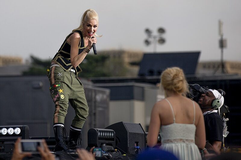 Gwen Stefani performing with No Doubt, 2015