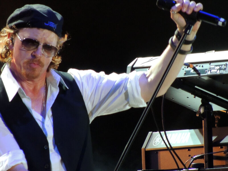 Joseph Williams performing with Toto in Örebro, Sweden, 2013