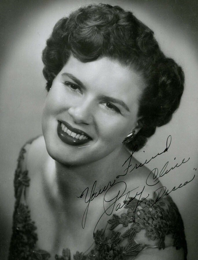 Patsy Cline, promotional photograph, 1957